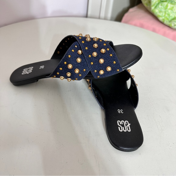 Studded sandals - Picture 6 of 9